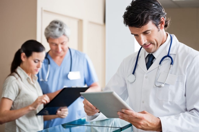 WHAT DOES YOUR CLINICAL ROTATIONS WITH MEDICALSTUDENTROTATION.COM, CHICAGO GET YOU?